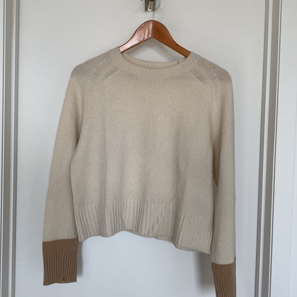 Everlane The Cashmere Boxy Crew - Picture 3 of 6